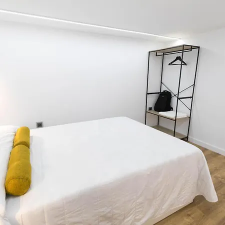Apartamento Oficina-estudio En El Centro De *